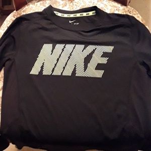 Long sleeve t shirt